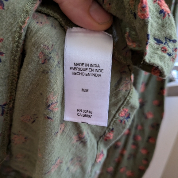 Lucky Brand long-sleeve top Sz M olive green/pink boho - Picture 4 of 6